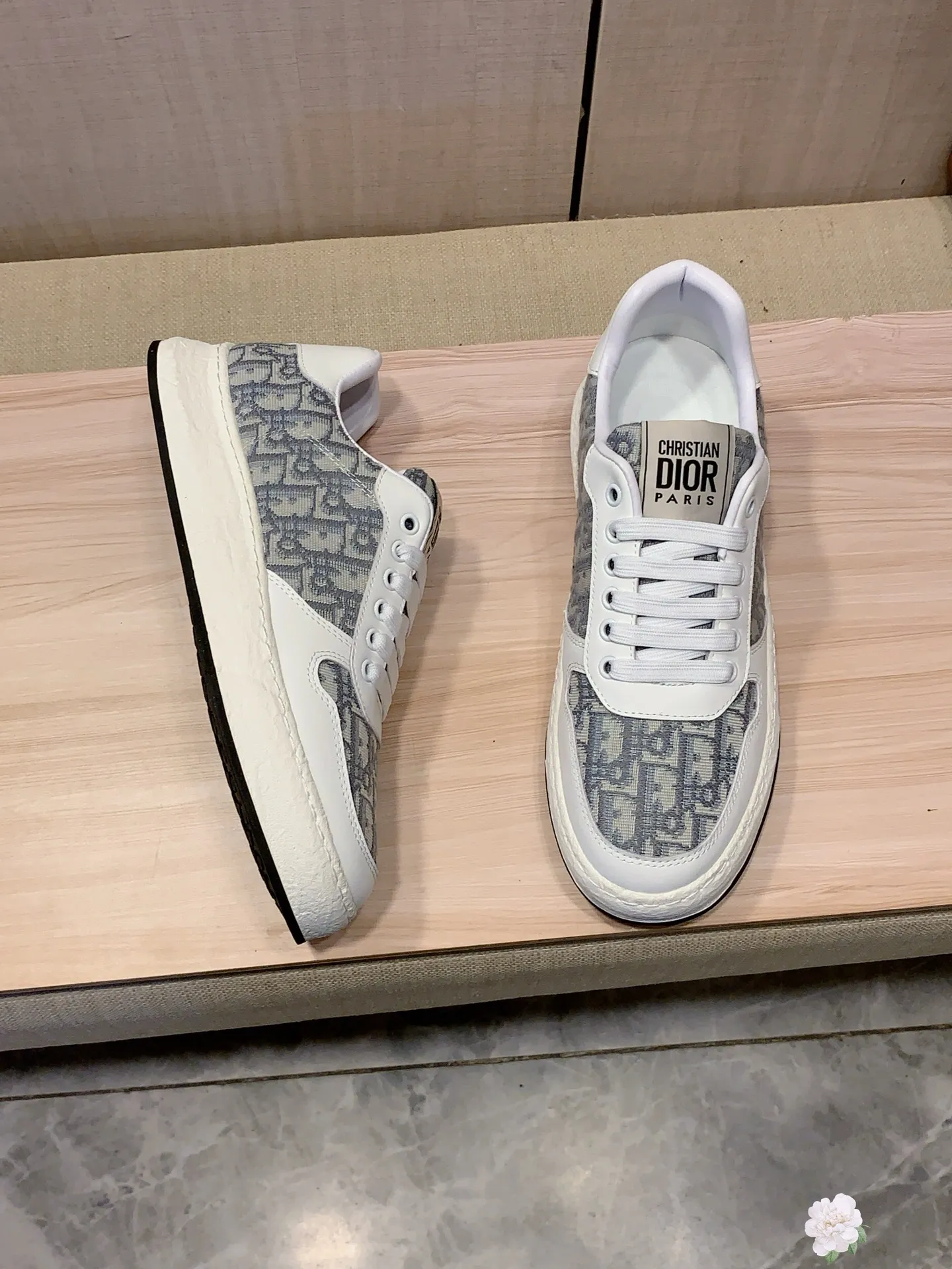 Men's men's shoes💰420💰💰🎩🎩[Lightning][Lightning] "Dior DIOR*" The latest • popular casual shoes, top brand [seduce] luxury ~ purchasing agency, top ~ quality. [Strong] The upper is made of imported breathable cowhide with fabric material ➕ Breathable sheepskin feet (•) and fine workmanship. The original stylish and stylish soft rubber wear-resistant and non-slip outsole is light and comfortable on the feet. The real thing looks better in real photos. No. 122: code: 38-44, 2️⃣ colors selected